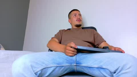 Mr Fox online show from 04-10-26, 07:51