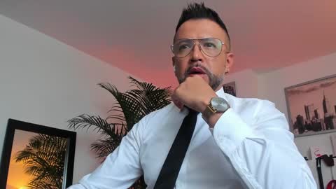 MrFrank. online show from 12-19-24, 12:56