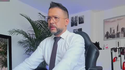 MrFrank. online show from 01-11-25, 02:36