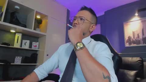 MrFrank. online show from 11-25-25, 11:54