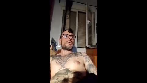Snapshot of mrfumao chatting on 06-01-26, 01:29 mrfumao online show from 06-01-26, 01:29