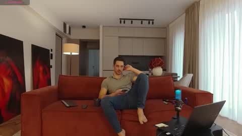 juan luis online show from 11-11-25, 07:30