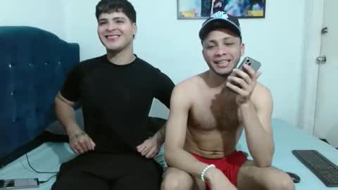 Snapshot of mrightnow07 chatting on 11-26-25, 04:13 mrightnow07 online show from 11-26-25, 04:13