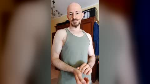 Antony online show from 06-29-26, 06:41