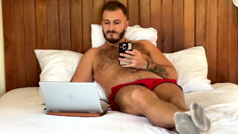 Snapshot of mrmaxiy chatting on 06-06-26, 07:46 Max online show from 06-06-26, 07:46