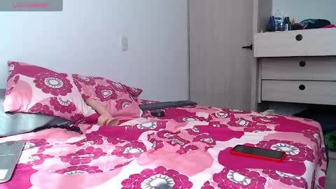 INDEPENDT MODEL - Twitter mrmickke online show from 12-06-24, 07:12