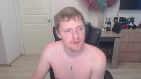 Snapshot of mrmjg chatting on 07-23-26, 09:51 mrmjg online show from 07-23-26, 09:51