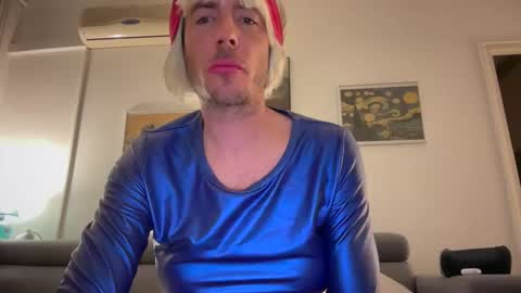 TaleOfLaura online show from 10-29-25, 07:04