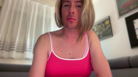 TaleOfLaura online show from 05-13-26, 12:08