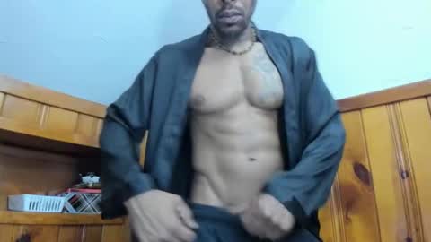 mromg007 online show from 05-19-26, 01:56