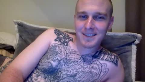 Snapshot of mronetake chatting on 10-25-25, 02:41 mronetake online show from 10-25-25, 02:41