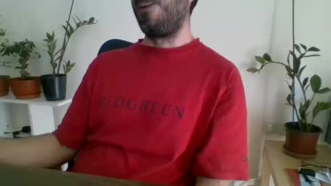 Snapshot of mrralph__90 chatting on 03-01-25, 01:29 Mrralph online show from 03-01-25, 01:29