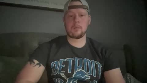 Snapshot of mrrickdickulous chatting on 04-02-26, 12:36 mrrickdickulous online show from 04-02-26, 12:36