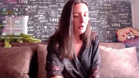 Lara online show from 03-22-26, 09:34