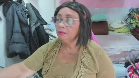 mrs_mommy online show from 05-19-26, 06:58