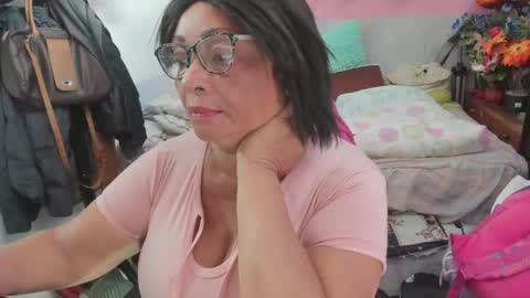 mrs_mommy online show from 06-01-26, 05:58