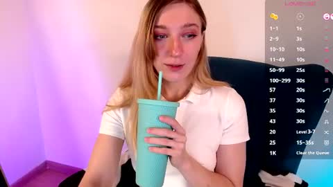 Barbie online show from 06-11-26, 03:04
