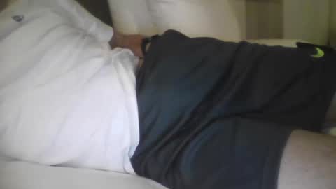 Snapshot of mrserenade46 chatting on 11-01-25, 06:21 Mrserenade online show from 11-01-25, 06:21