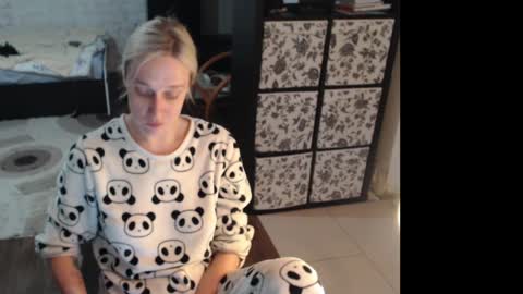 Sasha online show from 06-09-26, 10:27