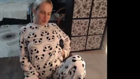 Sasha online show from 06-19-26, 05:28