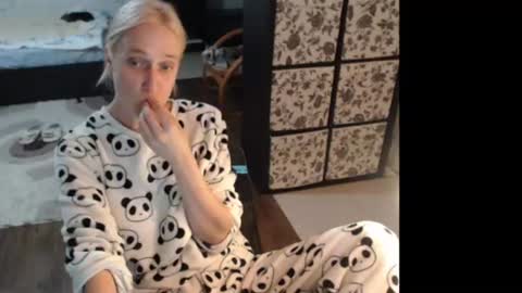 Sasha online show from 07-31-26, 05:56