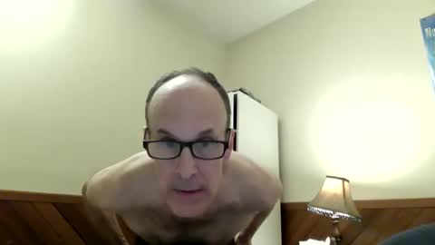 Snapshot of mrsporty344 chatting on 05-14-26, 06:09 mrsporty344 online show from 05-14-26, 06:09