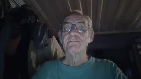 Snapshot of mrsubman chatting on 04-21-26, 07:14 Chuck online show from 04-21-26, 07:14