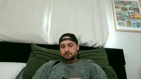 mrthickly818 online show from 02-18-26, 04:03