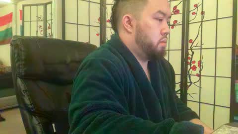 Snapshot of mrtoucheshimself chatting on 09-28-25, 04:56 Donovan Dozer online show from 09-28-25, 04:56