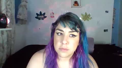 Mrs Venus online show from 11-21-25, 09:02