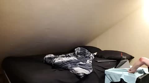 Snapshot of mrxhere chatting on 06-10-26, 09:30 mrxhere online show from 06-10-26, 09:30