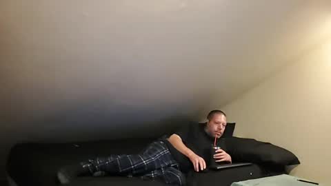 Snapshot of mrxhere chatting on 07-11-26, 09:27 mrxhere online show from 07-11-26, 09:27