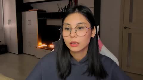 ms_emily_ online show from 09-13-25, 02:17