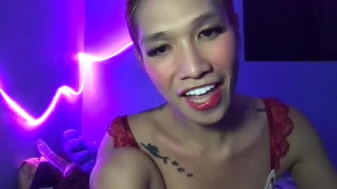 ms_maureenx69x online show from 10-26-25, 04:35