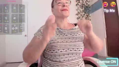 Snapshot of ms_samanta chatting on 12-23-25, 11:08 ms_samanta online show from 12-23-25, 11:08