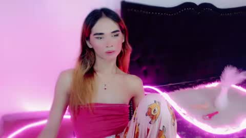 mscherry_ online show from 12-21-25, 04:47