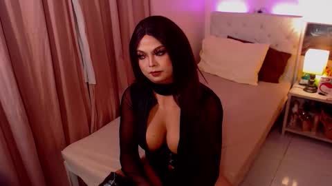 Snapshot of msgoldencum chatting on 11-27-25, 06:21 MSGOLDENCUM online show from 11-27-25, 06:21