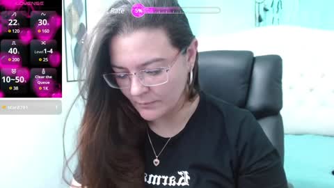 Jossie online show from 01-25-25, 06:23