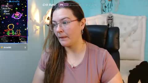 Jossie online show from 10-31-25, 04:24