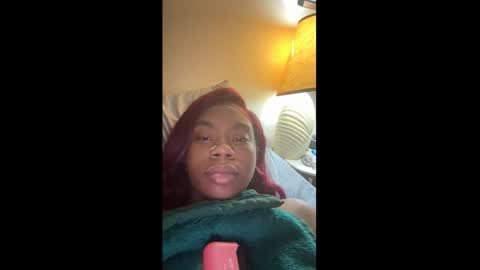 mskitty000 online show from 12-20-25, 10:11