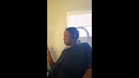 msmechocolate online show from 03-22-26, 08:12