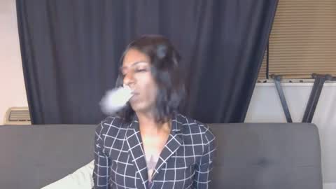 Snapshot of msmerlinmystique chatting on 10-07-25, 03:14 Merlin Mystique online show from 10-07-25, 03:14
