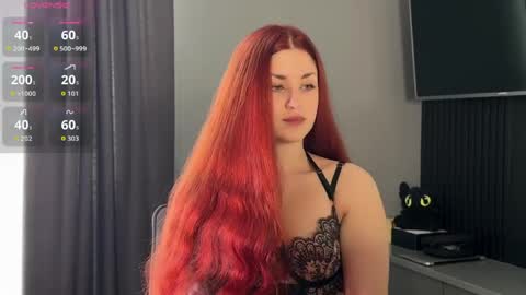 Snapshot of msmexika chatting on 05-17-26, 05:49 Lucy online show from 05-17-26, 05:49