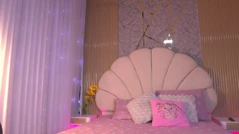 Snapshot of mssburbuja chatting on 05-17-26, 03:15 Manuela online show from 05-17-26, 03:15