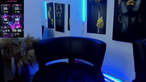 Snapshot of msskarla chatting on 02-12-26, 11:38 karla online show from 02-12-26, 11:38