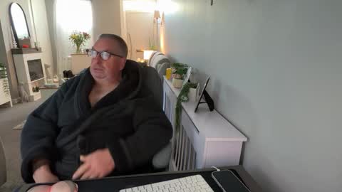 mtb1697 online show from 10-24-25, 09:06