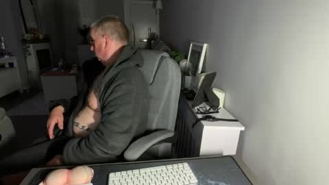Snapshot of mtb1697 chatting on 05-24-26, 10:26 mtb1697 online show from 05-24-26, 10:26