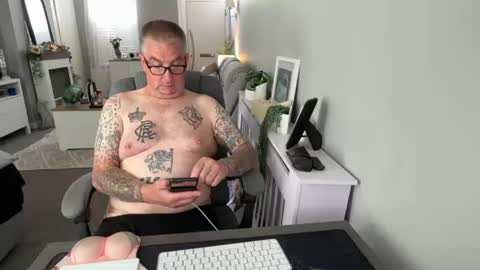 Snapshot of mtb1697 chatting on 07-24-26, 09:40 mtb1697 online show from 07-24-26, 09:40