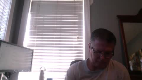 Snapshot of mtbrdr76 chatting on 03-27-26, 04:51 Fun time Daddy online show from 03-27-26, 04:51