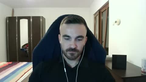 Victor online show from 10-31-25, 04:41